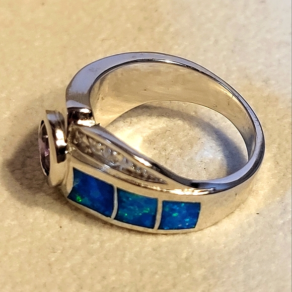 Exquisite .925 Sterling Silver Amethyst / Blue Fire Opal Ring Size 7 3/4 (New) - Picture 2 of 3